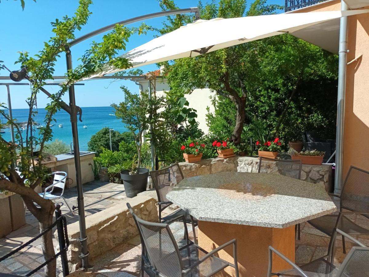 Sea & Honey Apartment Krk Town Bagian luar foto