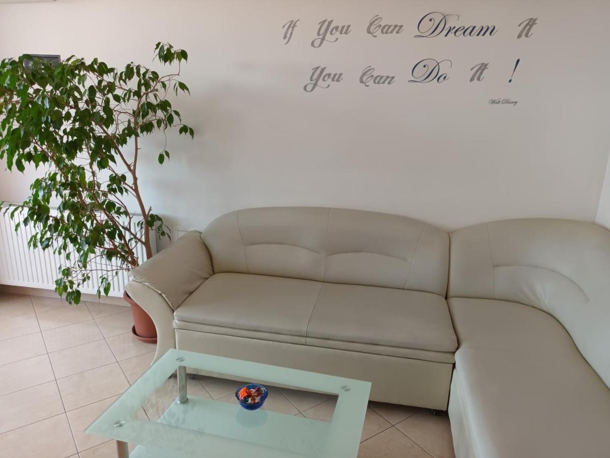 Sea & Honey Apartment Krk Town Bagian luar foto