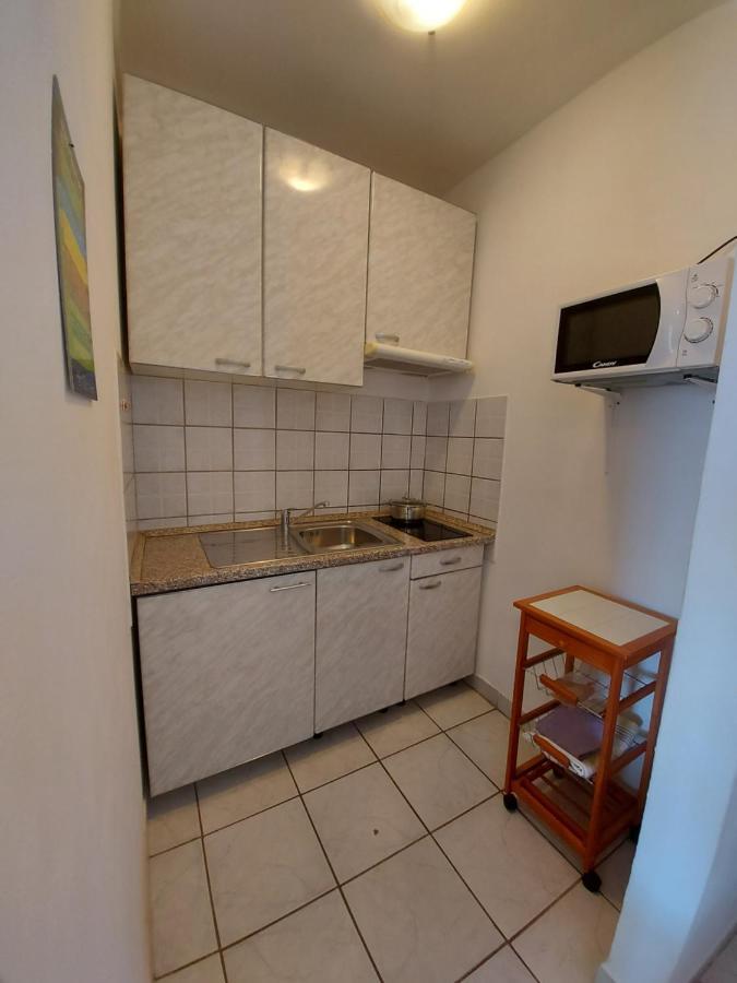 Sea & Honey Apartment Krk Town Bagian luar foto